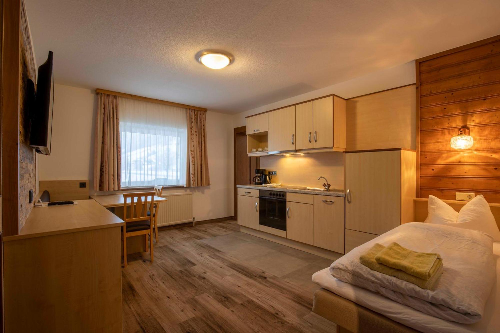 Gidis Hof Hotell Ischgl Eksteriør bilde