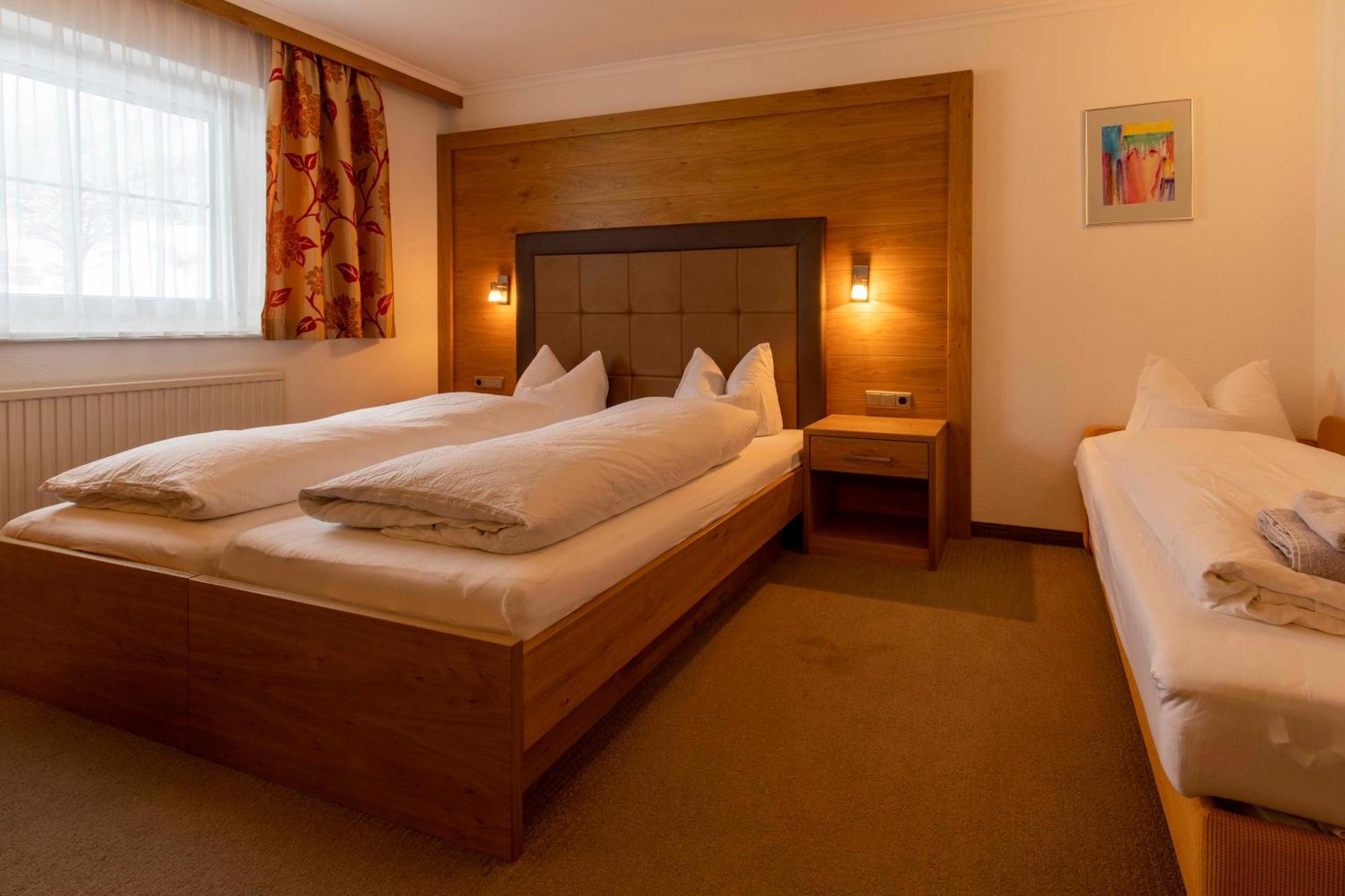 Gidis Hof Hotell Ischgl Eksteriør bilde